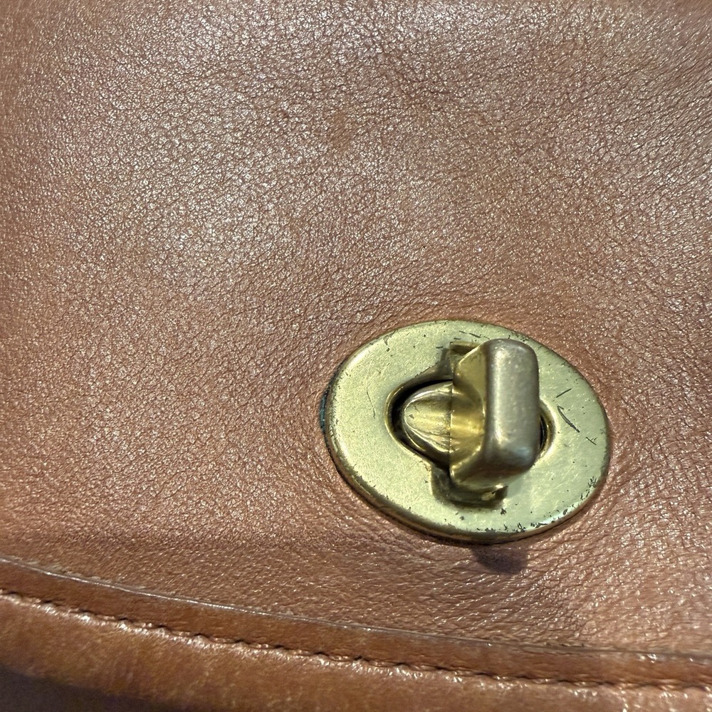 COACH Small Sidepack British Tan Shoulder Crossbody Bag #9978 Vintage 90's - Picture 4 of 12